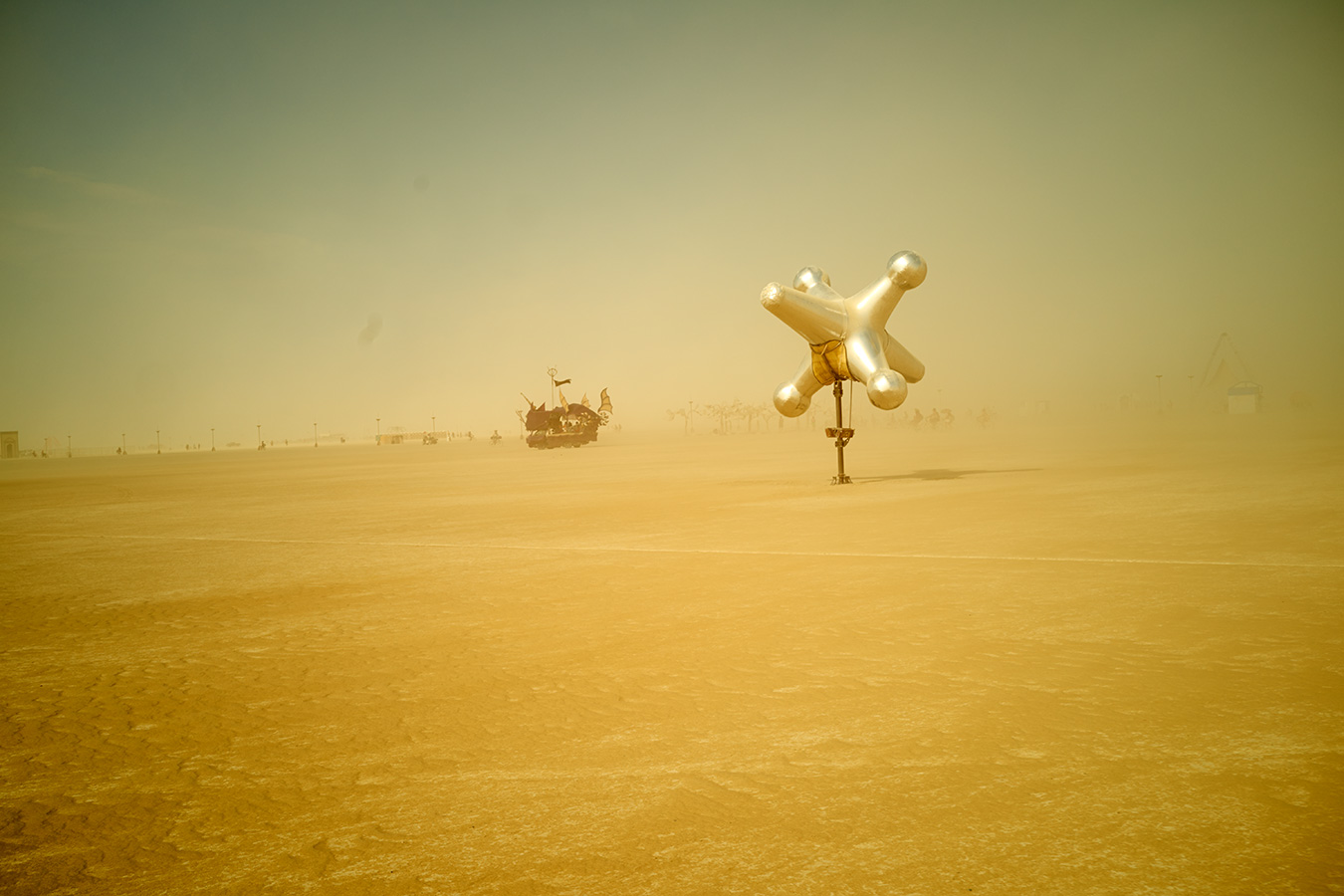 Uwe Duettmann - Du könntest schwimmen, wie Delphine es tun