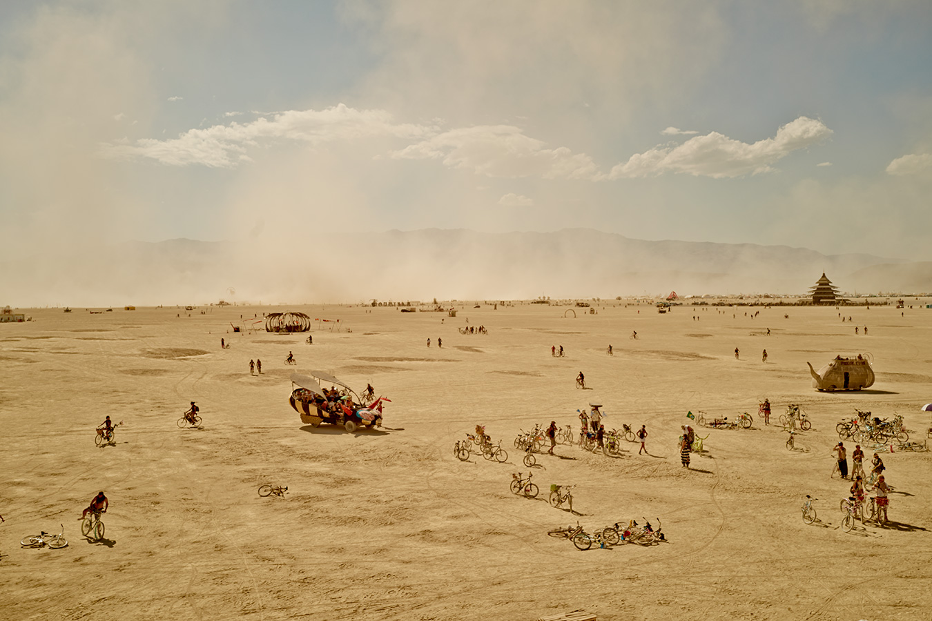 Uwe Duettmann - Du könntest schwimmen, wie Delphine es tun