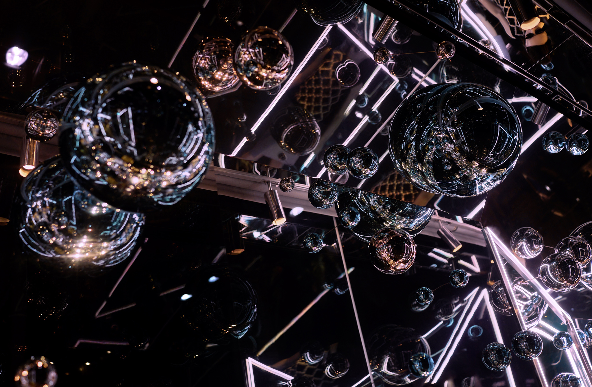 Uwe Duettmann - Here today, gone tomorrow